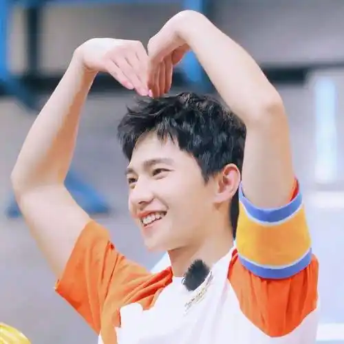 杨洋明星爱豆头像壁纸