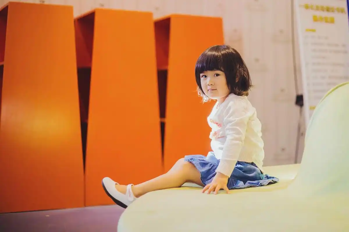 小女孩|摄影|人像摄影|梦小盒_原创作品-站酷(zcool)