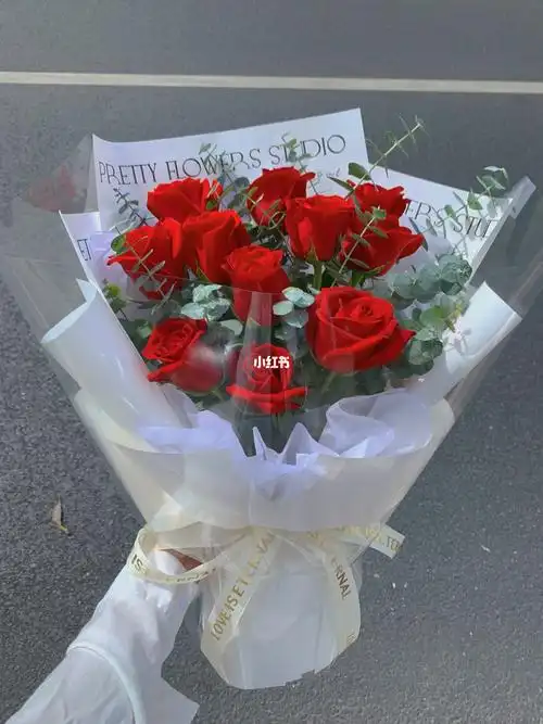 红玫瑰花束包装教程