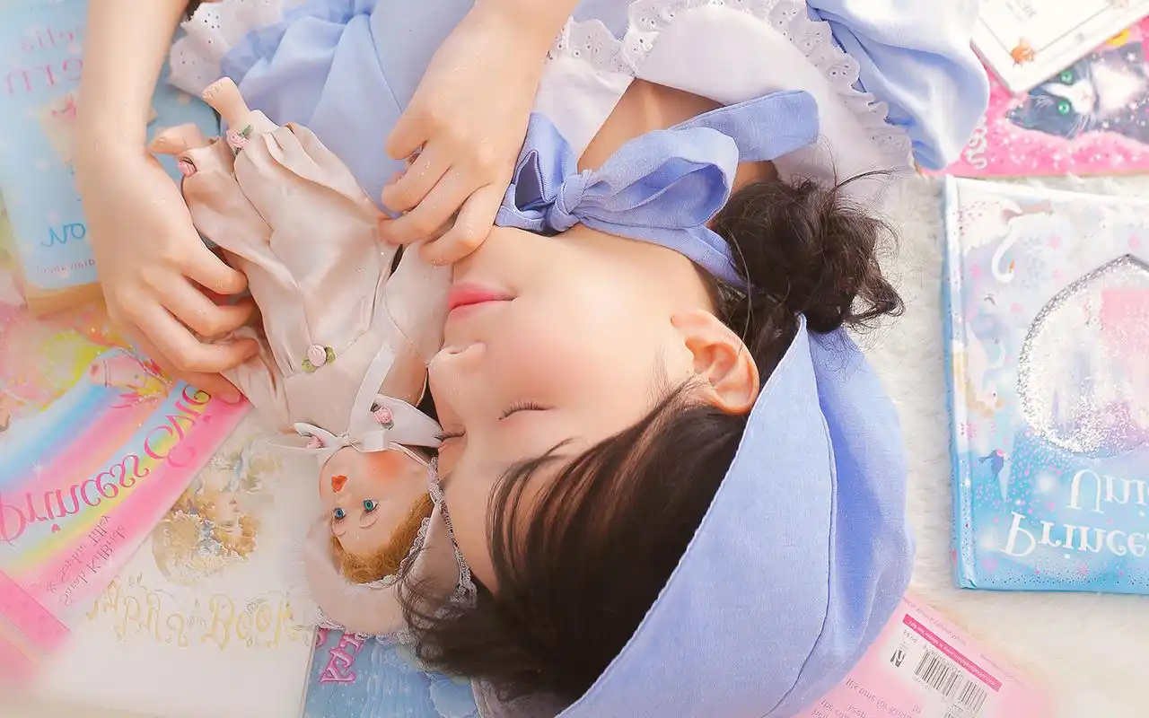 日系少女可爱唯美梦幻写真图片壁纸