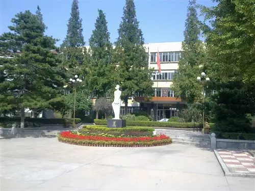 山东省新泰市第一中学2015-2016学年高二政治上学期期中试题