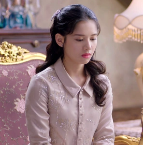 一见倾心沐婉清张婧仪明星同款拼接钉珠亮片修身连衣裙两件套女新