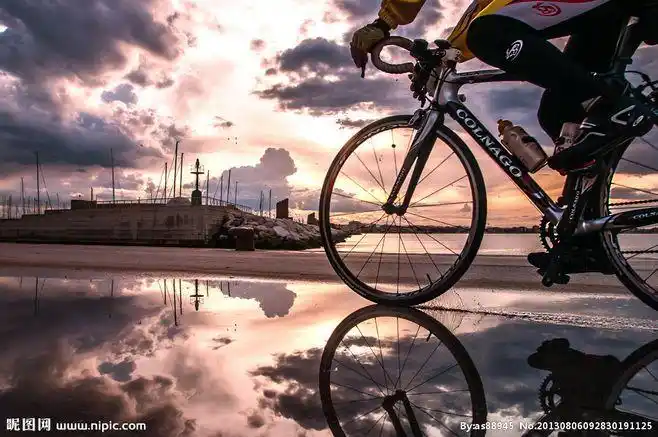 海边骑行摄影图__体育运动_文化艺术_摄影图库_昵图网nipic.com