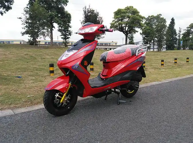 飞城迅鹰油电两用电动车两轮摩托车油电混合电动车两用代步电动车