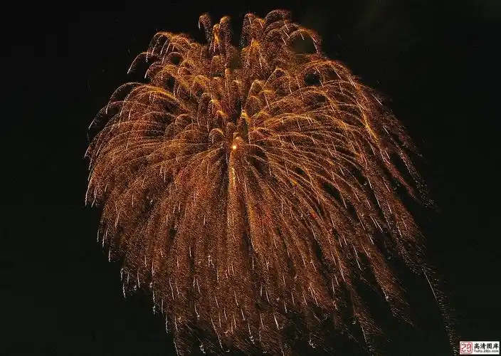 29jc.com) 风景图片 _ 山脉烟花_桌面壁纸_高清图片_图片大全_29图库