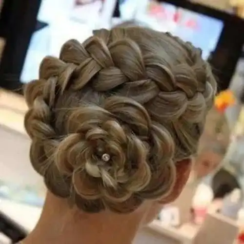 14款创意编发造型,国际名牌设计师设计你肯定会喜欢!