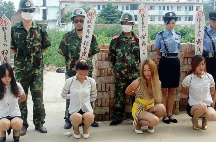 为什么死刑犯在执行"死刑"时,都要跪在地上?来听听狱警怎么说