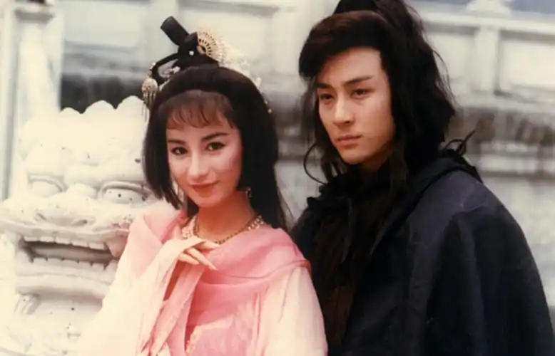 虽然出了不少精品,如张智霖版《射雕英雄传》,古天乐版《神雕侠侣》