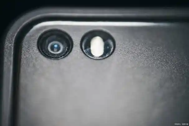 在智能手机的功能中,手电筒是一个常用且实用的功能,但有时候苹果手机