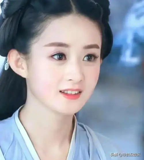 赵丽颖早期写真曝光,稚嫩婴儿肥太可爱,自然脸整容脸一目了然|脸型