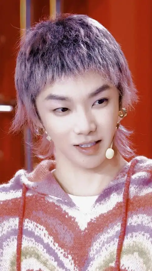 祝华晨宇0207生日快乐