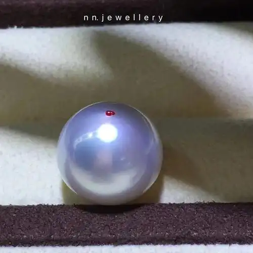 光泽超美的一颗澳白珍珠