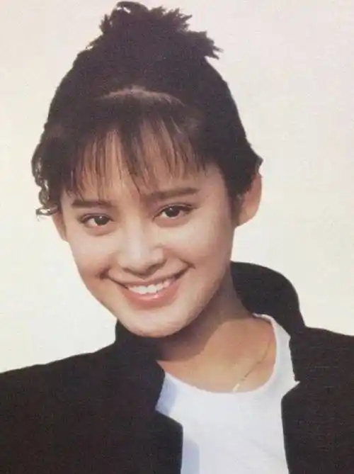 宁静公开敢认张国荣做自己干爹,宁静无人敢惹到底是谁在撑腰_姜文