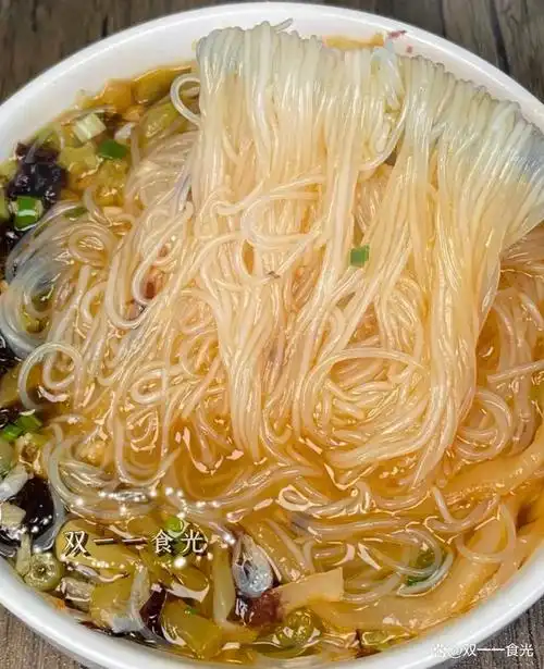 汤底鲜美又舒服!榨菜粉丝汤简单,好吃!