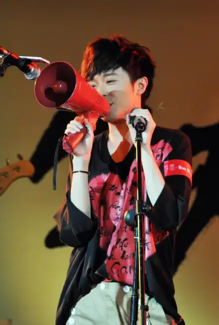 苏打绿主唱吴青峰