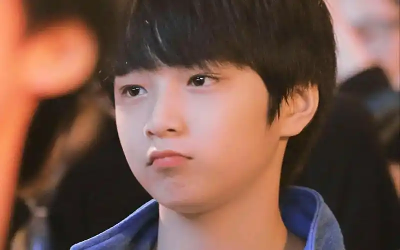 时代少年团 刘耀文 密室撒娇第一人,只要我怂的快,害怕就不会赶上我