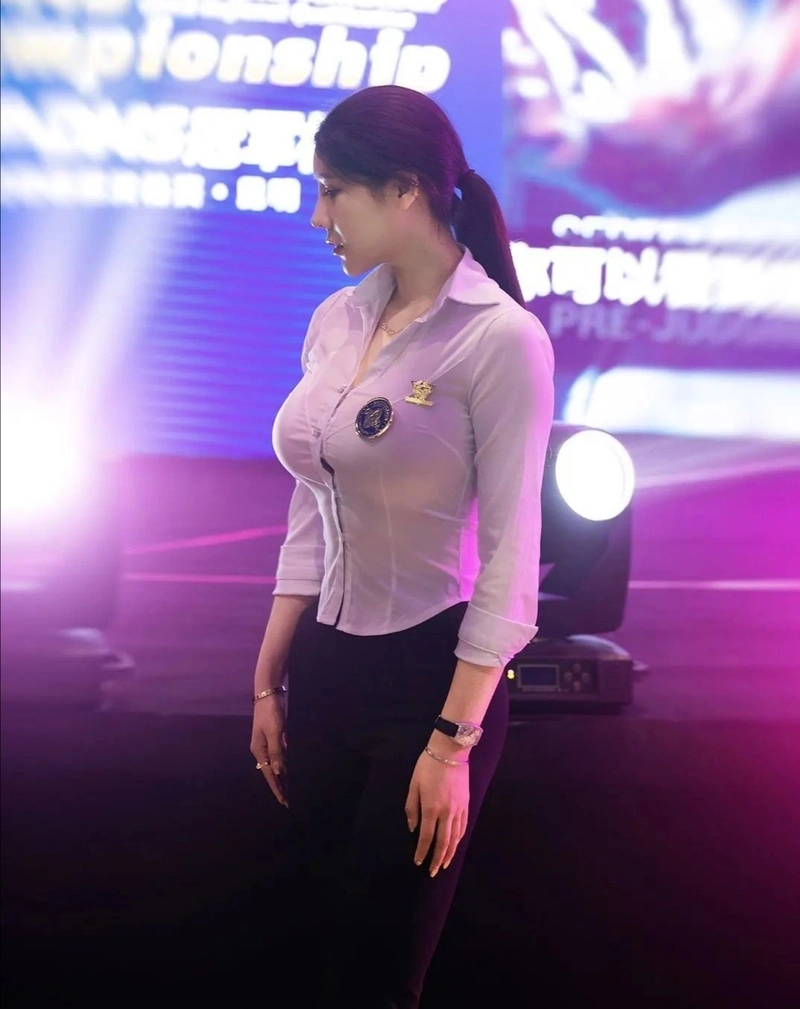 健身达人刘太阳获封"中国卡戴珊",穿衣都带有"3d感",羡慕了