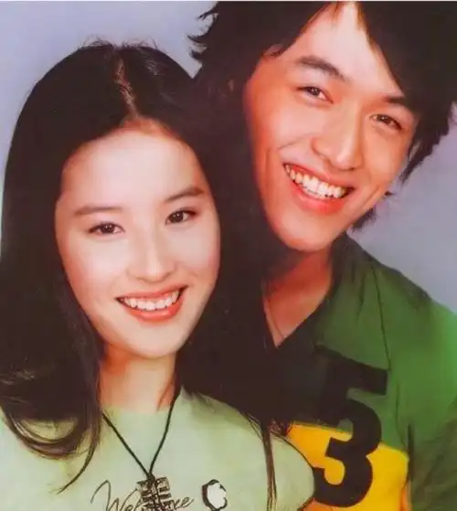 好啦,今天就和大家聊到这啦,大家喜欢胡歌和刘亦菲吗?