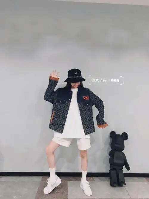 gucci复古老花牛仔外套鹿晗同款