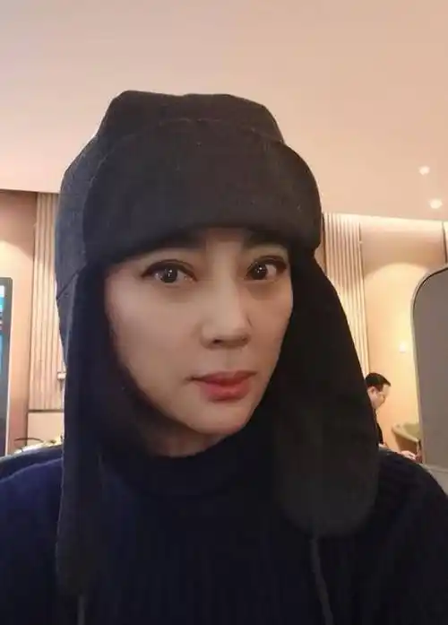 "甜歌皇后"李玲玉,分手后被人揶揄成"怨妇",如今依旧爱唱歌_专辑_丈夫