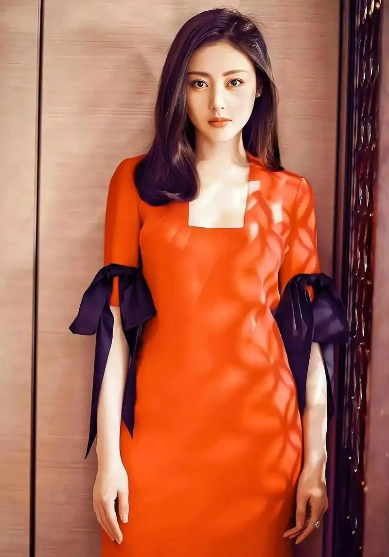 张天爱高清写真图集,肤白貌美,身姿曼妙