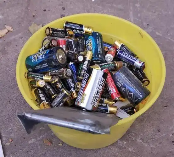 环保科普丨废旧电池究竟该怎么处理?_回收