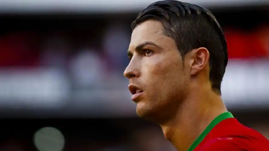 克里斯蒂亚诺·罗纳尔多,足球-回车桌面