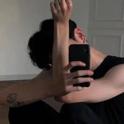 男头 酷 欧美 锁骨