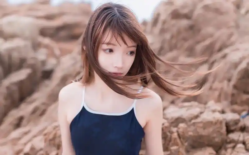 海滩连体泳衣美女性感人体写真,大陆-美女图片