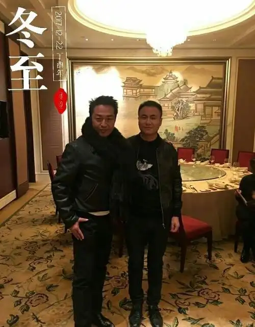 马景涛离婚后还为前岳母庆生 两儿子帅气可爱