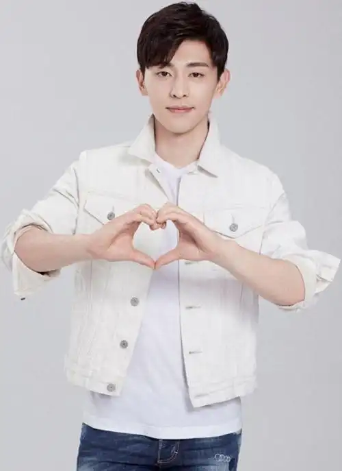 30岁的邓伦个人资料,走到今天这一步,或许怪不了别人