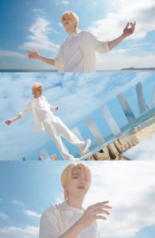 蔡徐坤海边随拍造型 网友:分分钟拿捏我的心