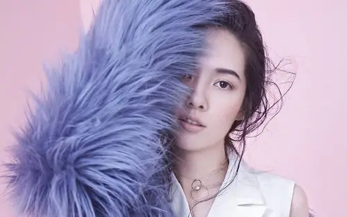 首页 桌面壁纸 大陆明星 郭碧婷最新时尚杂志魅力写真图片壁纸 (6/ 8)