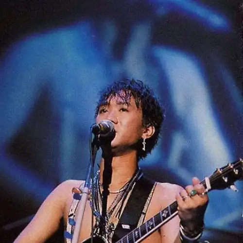 怀念黄家驹:仍然自由自我,永远高唱我歌