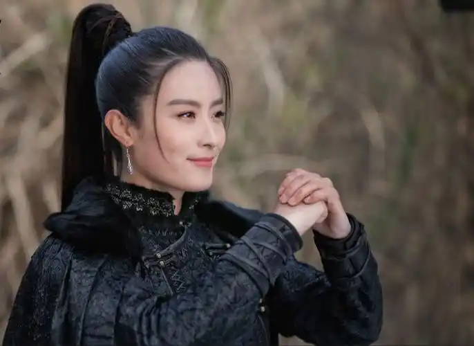 徐百慧也出演过许多脍炙人口的电视剧,如孙俪主演的古装电视剧《芈月