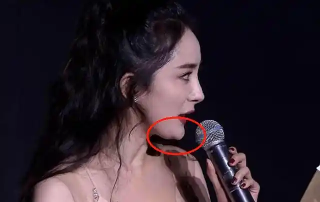 原创杨幂吃胖了未p图的胳膊赘肉松松垮垮双下巴明显