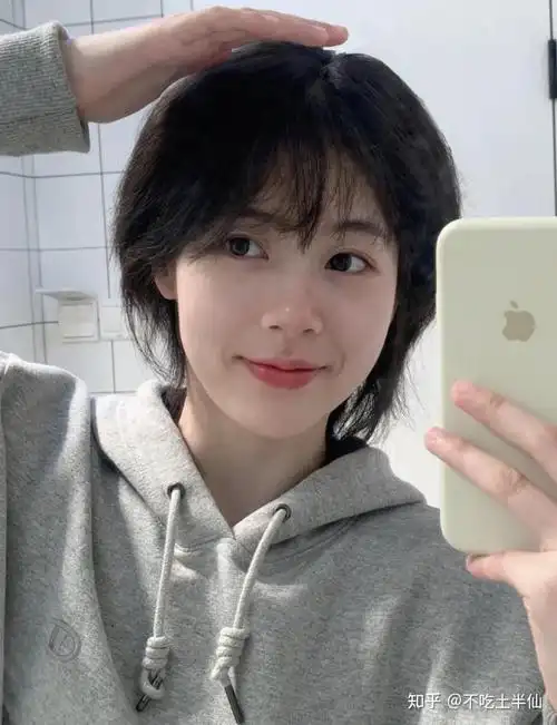 有哪些好看的女生日系短发,很有少年,少女感的短发? - 知乎