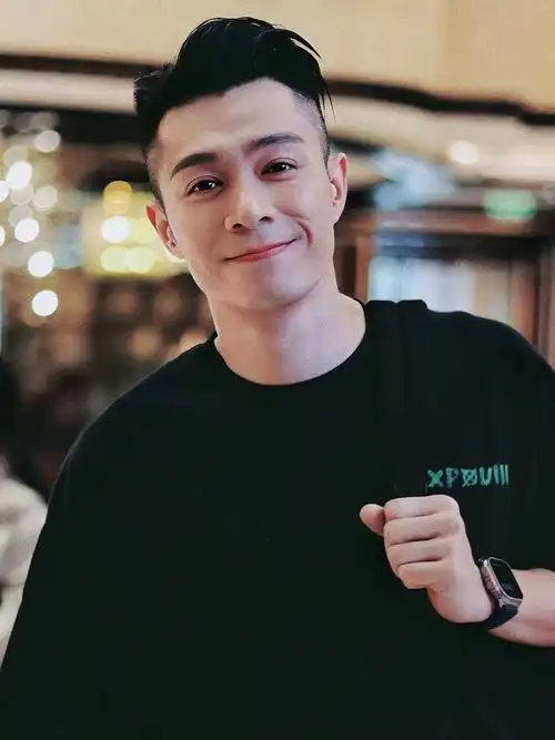 有搭子一起去澳门看周柏豪吗?