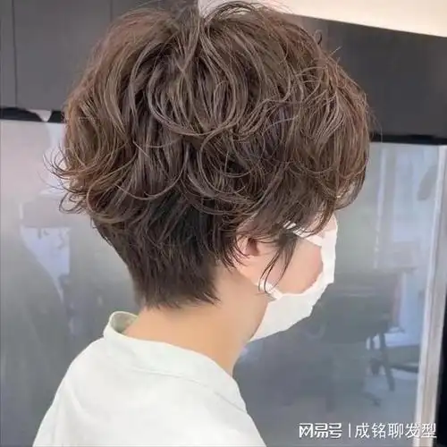 短发烫发新潮流,轻松减龄十岁!|发型|卷发|脸型|纹理烫_网易订阅