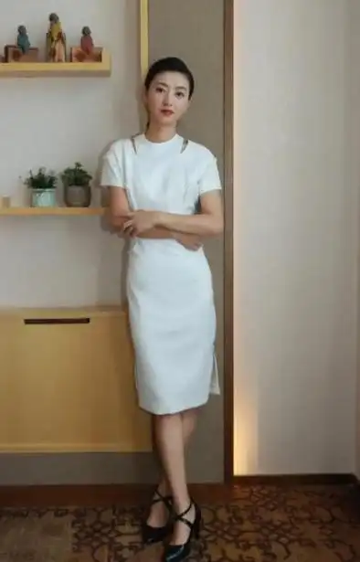 斓曦恢复身材了吗(斓曦因身材走形被导演嫌弃)(3)