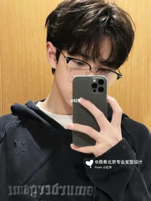 2023最最最的男生发型分享丨韩式凌乱微分