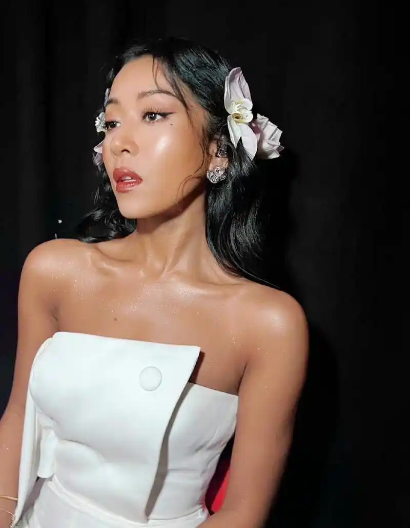 吉克隽逸的晒黑.非常好