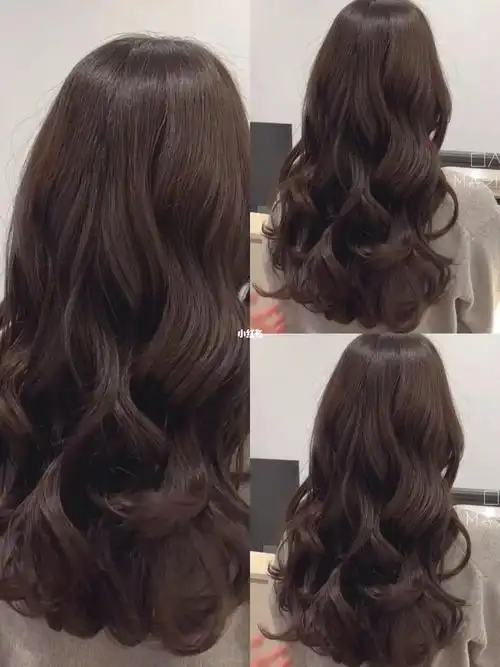 中长发烫这种法式卷很显气质很上镜,免打理