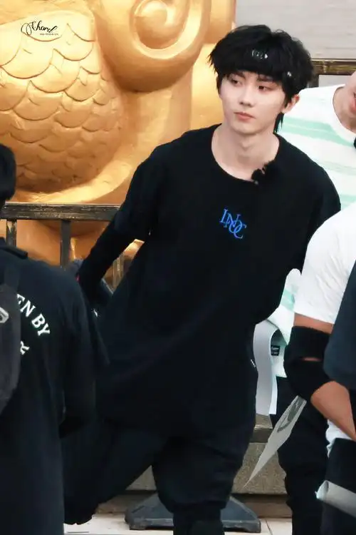 3832全员加速中录制锡纸烫…@时代少年团队长-马嘉祺#马嘉祺全员