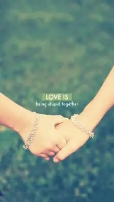 十指紧扣的温柔