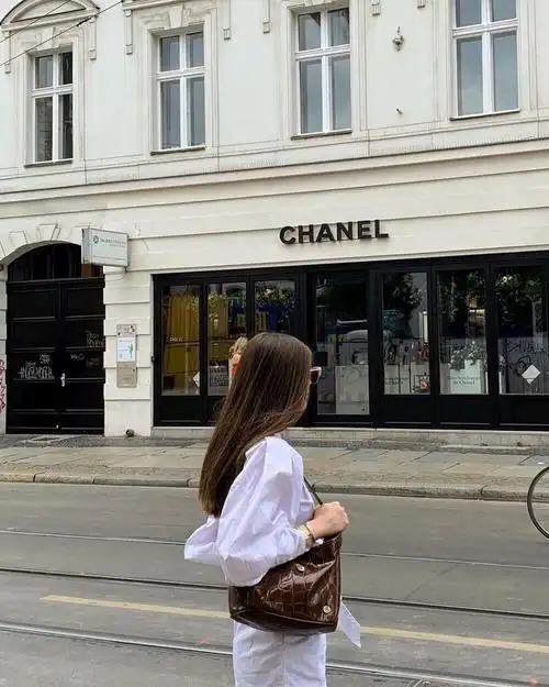 图源:ins 手机壁纸