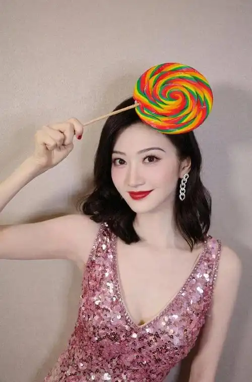 女神景甜:外貌绝美身材火辣,曼妙的身姿让你一见难忘