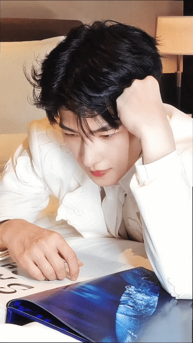 杨洋最后一下歪头好可爱,可甜可盐的杨洋谁心动了[哇]