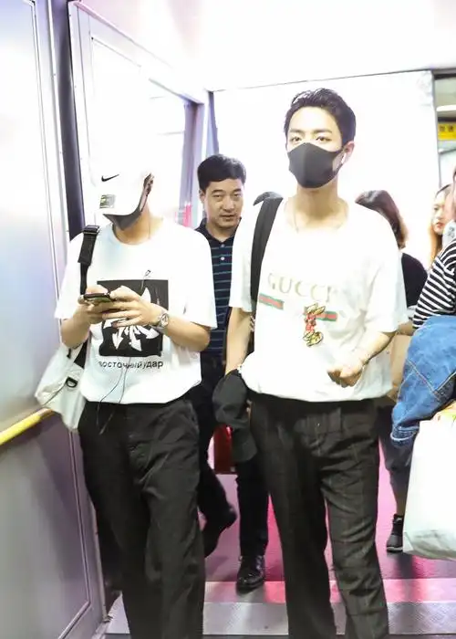 lu_luluyao  关注  王一博 肖战 评论 收藏