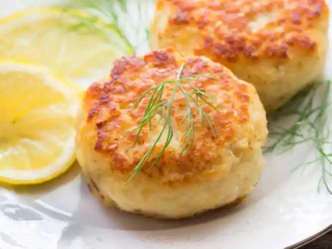 烤鱼饼是健康食谱,不宜油炸.